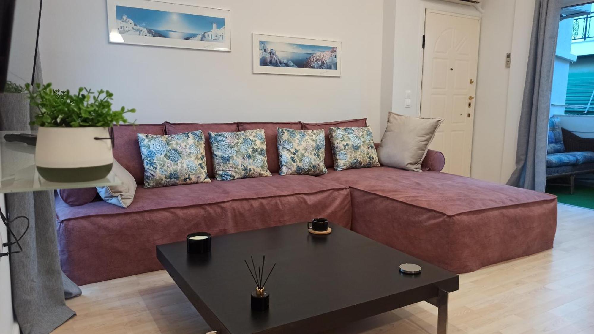 Spyros' Apartment Near Marina Mytilíni Eksteriør billede